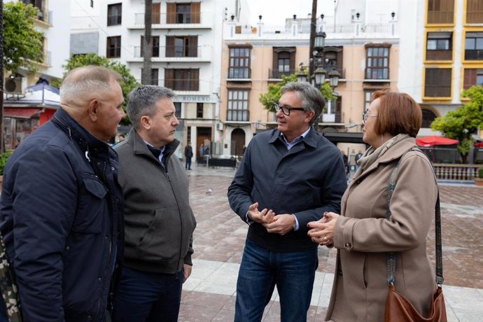 Manuel Gavira (c.), este miércoles en Algeciras (Cádiz)