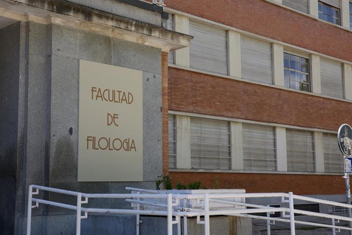 Archivo - Fachada de la Filosofía de la Universidad Complutense de Madrid (UCM), a 3 de mayo de 2024, en Madrid (España). 
