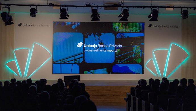 Unicaja Reúne A Cerca De 300 Clientes De Banca Privada Y Empresas Para Analizar Los Retos De La Planificación Patrimonial Y Sucesoria