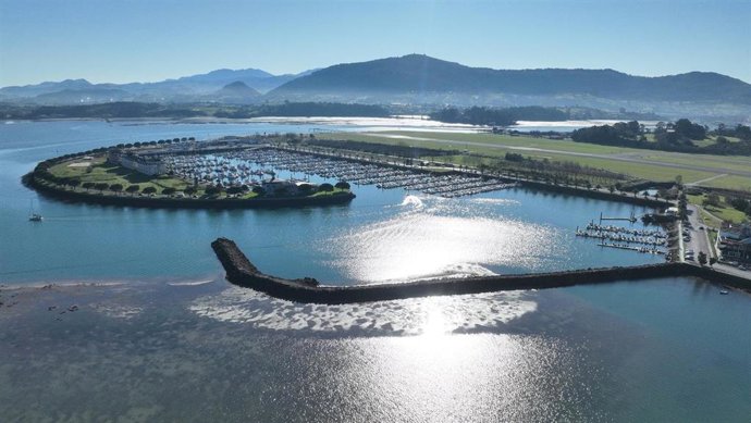 Marina del Cantábrico.