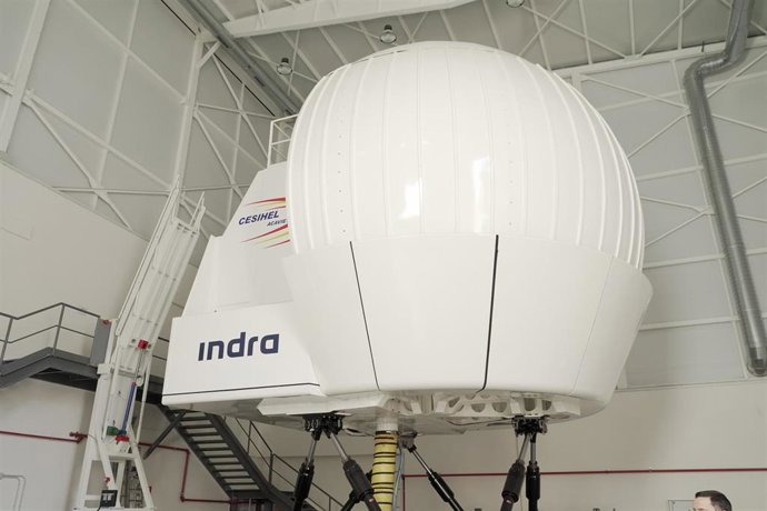 Archivo - Simulador de vuelo de helicóptero de última generación desarrollado por Indra.