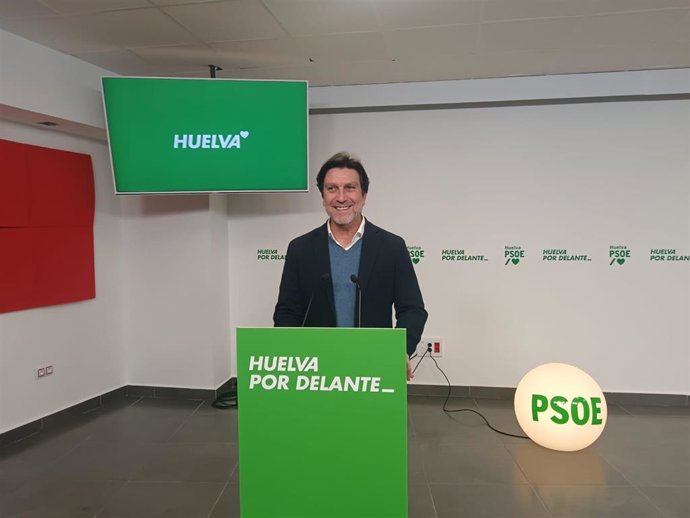 El portavoz del PSOE de Huelva y secretario general del PSOE de la capital, Enrique Gaviño.