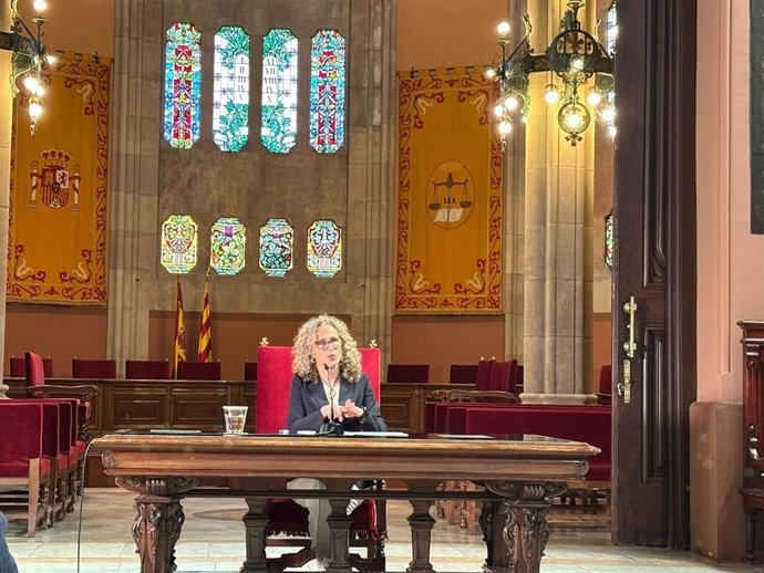 La presidenta del Tribunal Superior de Justícia de Catalunya, Mercè Caso, en rueda de prensa para valorar su primer año en el cargo