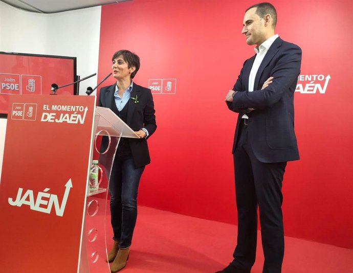 Isabel Rodríguez y Juan Latorre.