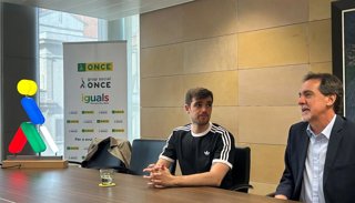 Pau Cusí amb el delegat d'ONCE a Catalunya, Enric Botí