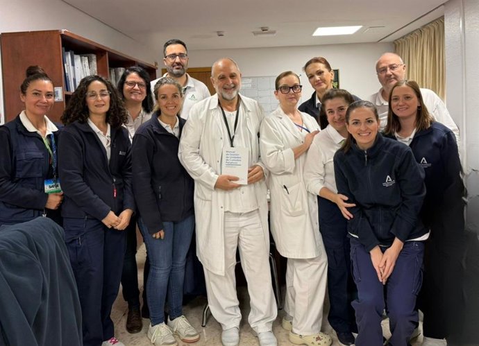 Profesionales del Servicio de Cuidados Paliativos del Hospital Universitario Reina Sofía de Córdoba.