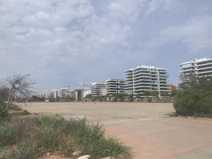 Vista del entorno del antiguo recinto ferial de Almería.