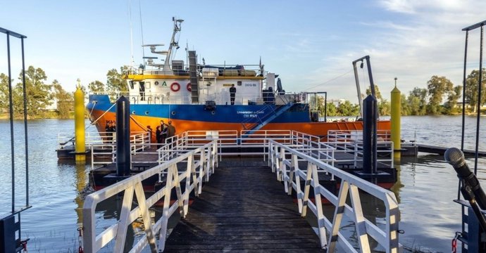 Buque 'UCAdiz', gestionado por el Servicio Central de Recursos e Infraestructuras Náuticas de la Universidad de Cádiz, en una imagen de archivo.