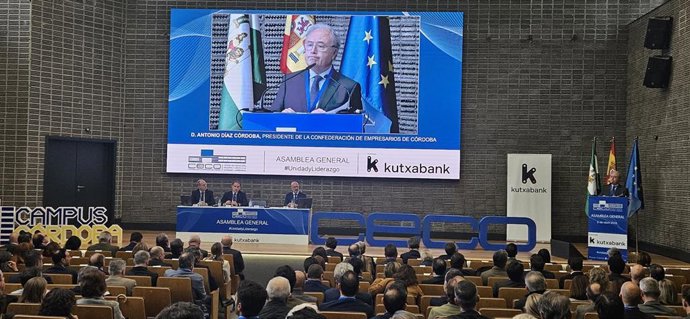 Antonio Díaz, durante su intervención ante la asamblea general de CECO.