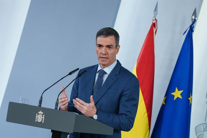El presidente del Gobierno, Pedro Sánchez, durante una rueda de prensa posterior al Consejo de Ministros extraordinario, en el Palacio de la Moncloa, a 20 de marzo de 2026, en Madrid (España). Sánchez ha informado del plan integral de respuesta a las cons
