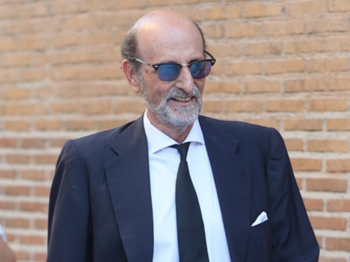 Archivo - José Miguel Fernández Sastrón a su llegada a la Catedral Castrense ante el funeral por Juan Gómez-Acebo, a 08 de septiembre de 2024, en Madrid (España).