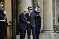 Macron condena los ataques de Israel a Líbano y reclama la inclusión de este en el alto el fuego regional
