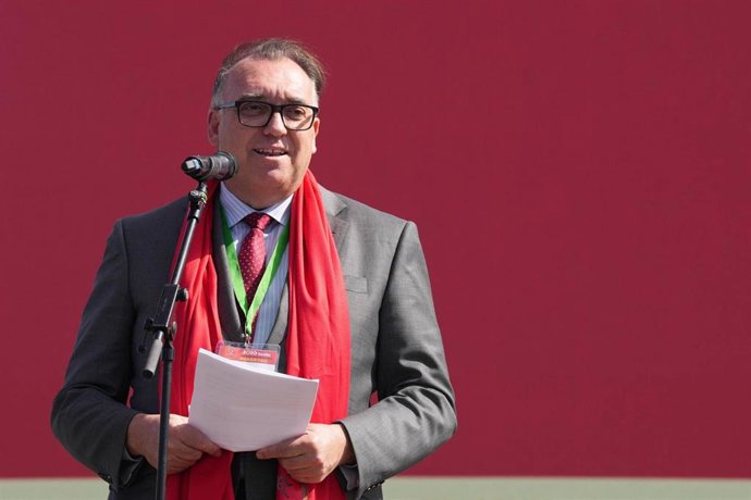 Archivo - El consejero de Turismo y Andalucía Exterior de la Junta de Andalucía, Arturo Bernal.