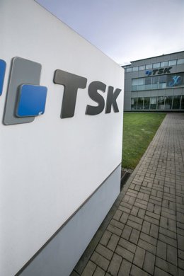 Archivo - Fachada de la empresa TSK, a 13 de febrero de 2025, en Gijón, Asturias (España).