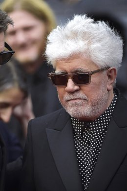 Archivo - El director de cine Pedro Almodóvar en Cannes en 2023