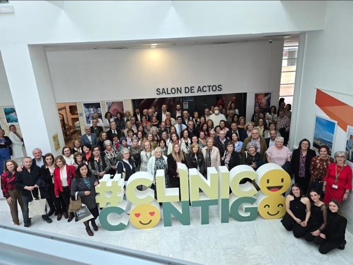 El Clínico San Cecilio rinde homenaje a profesionales jubilados