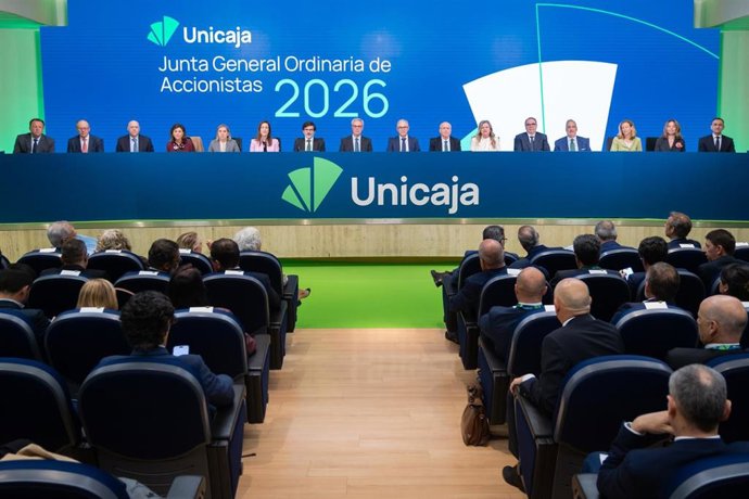 La dirección de Unicaja durante la celebración de la junta general de accionistas 2026.