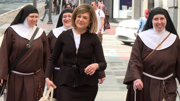 Exmonjas de Belorado declaran ante el Juzgado de Instrucción número 5 de Bilbao, acompañadas de su abogada, Norma Riaño