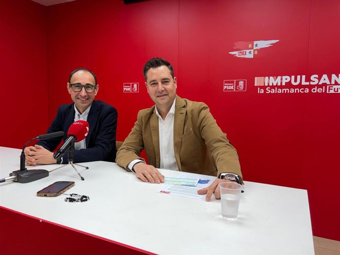 De la Rosa y Serrada en un momento de la reunión en Salamanca