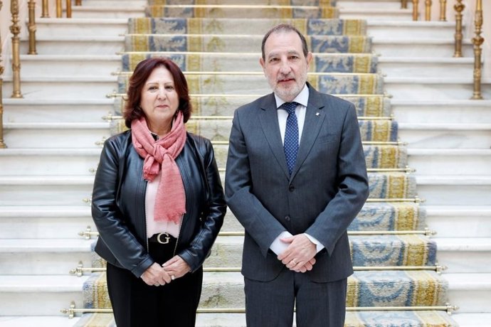 La fiscal general del Estado, Teresa Peramato, y el conseller de Justicia de la Generalitat, Ramon Espadaler