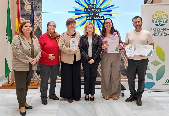 Reconocimiento Pascual Cózar y el colectivo Málaga Artesana