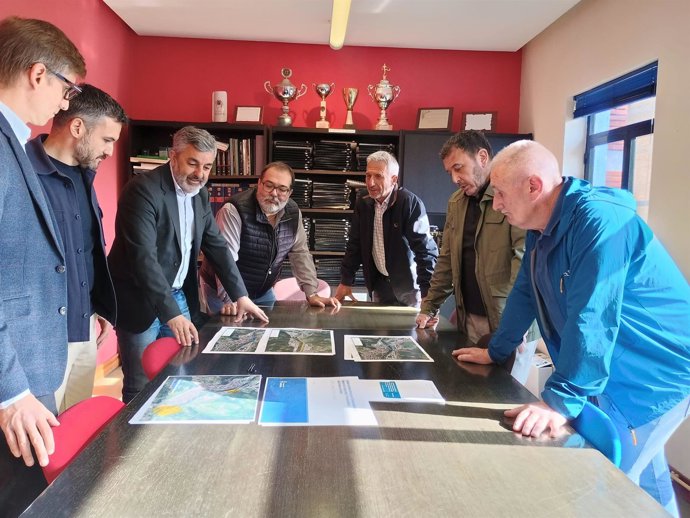 Reunión de Alejandro Calvo con alcaldes