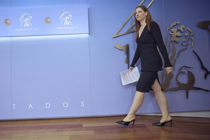 La portavoz del PP en el Congreso, Ester Muñoz, durante una rueda de prensa, en el Congreso de los Diputados, a 9 de abril de 2026, en Madrid (España).