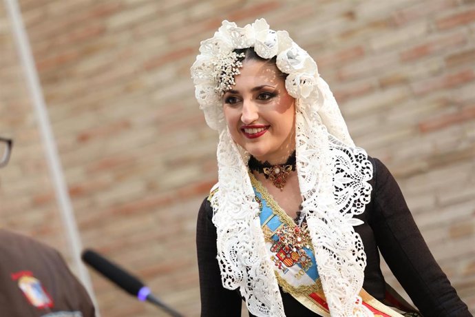 Promoción de las Hogueras de San Juan de Alicante en Toledo.