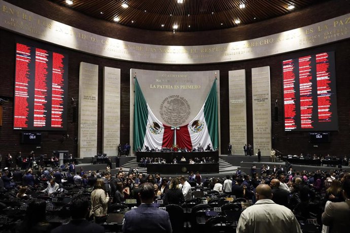 Archivo - Imagen de archivo de una sesión de la Cámara de Diputados de México.