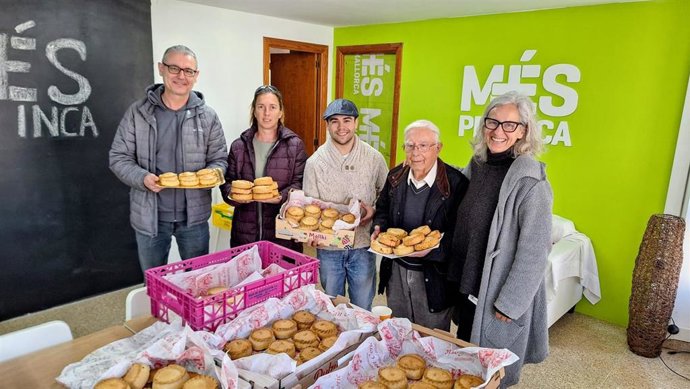 Una campaña de MÉS per Inca reúne 130 'panades' para el comedor social