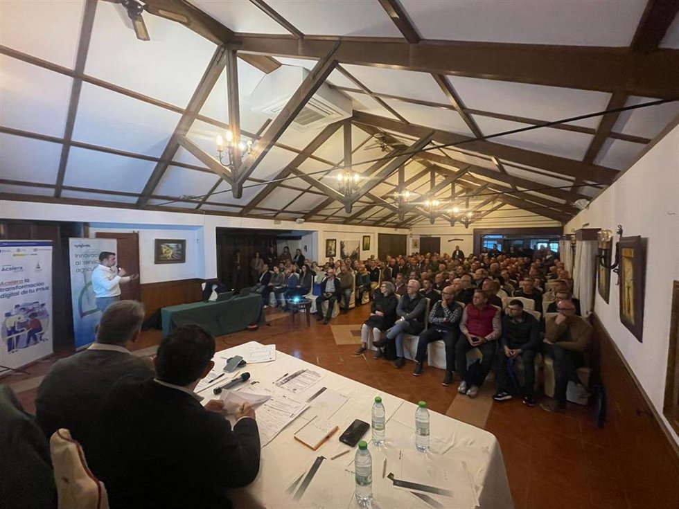 Reunión en Antequera de ASAJA Málaga