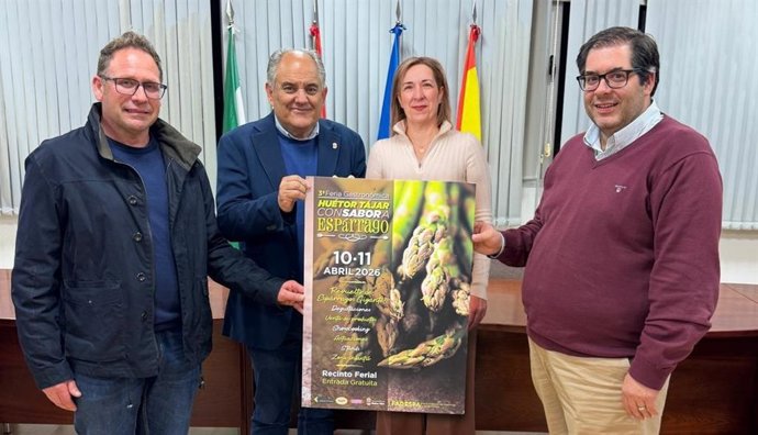 La Feria Gastronómica del Espárrago (Fadespa) que se celebra este fin de semana en Huétor Tájar tiene como especial aliciente un revuelto de espárragos gigante que podrán degustar 2.500 personas.