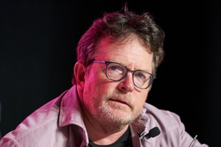 Archivo - Comunicado de Michael J. Fox después de que la CNN le diera por muerto