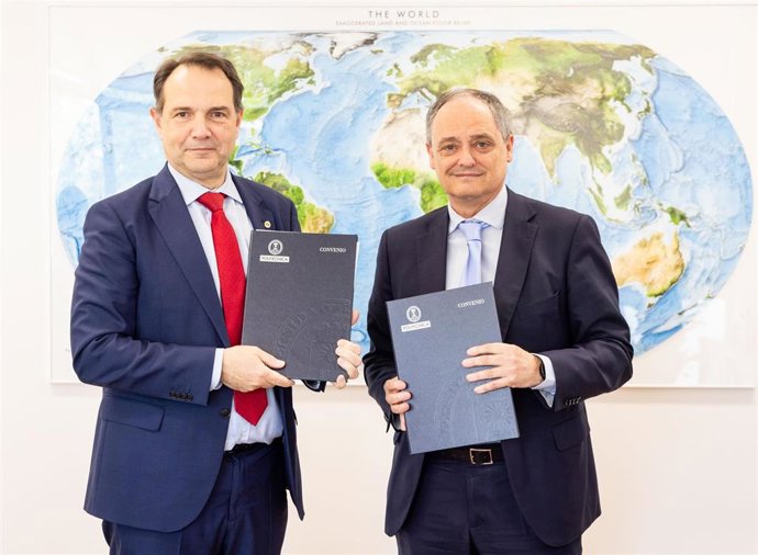 Enaire y la UPM crean una cátedra de gestión de tráfico aéreo con una inversión anual de 55.000 euros