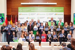 El alcalde de Madrid, José Luis Martínez-Almeida, los exbaloncestistas Fernando Romay y José Manuel Beirán y la presentadora Cristina Pedroche han apadrinado la presentación de la Carrera Madrid en Marcha Contra el Cáncer.