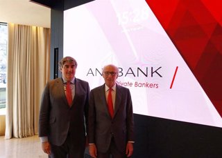El CEO d'Andbank, Carlos Aso, i el president d'Andbank, Manel Cerqueda