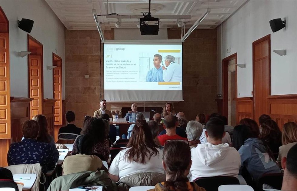 Archivo - Jornada sobre salud laboral