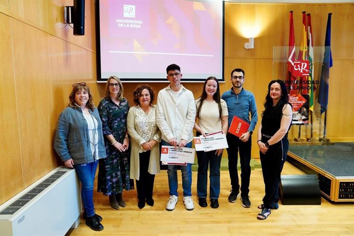 Los III Premio 1º de Mayo CCOO-UR premian un trabajo sobre satisfacción laboral y un estudio de financiación autonómica