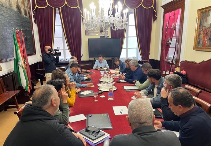 Imagen de la reunión del Consejo de Participación del Concurso Oficial de Agrupaciones Carnavalescas (COAC).