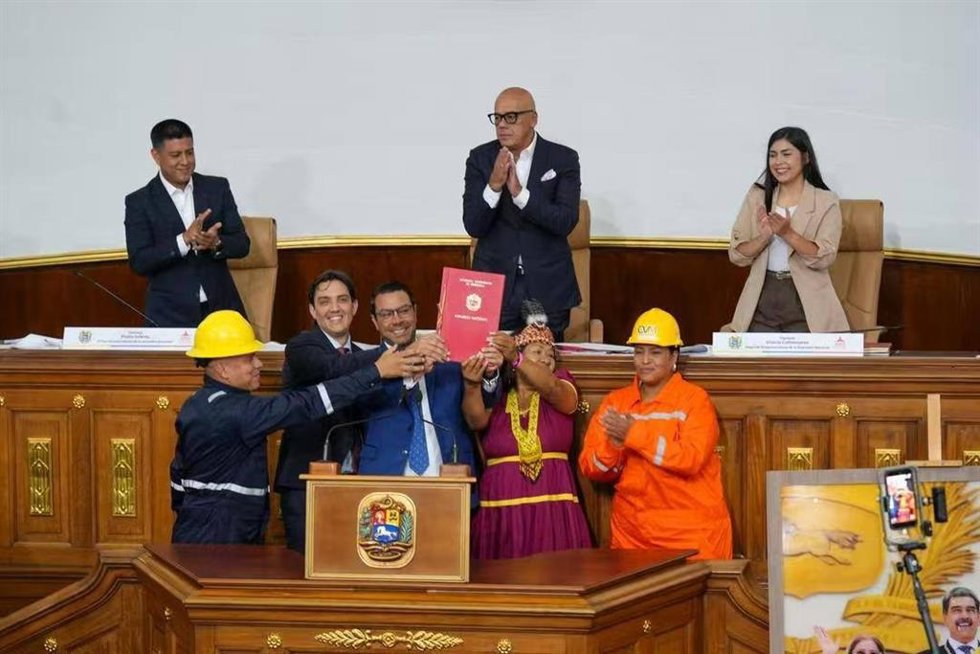 Aprobación en la Asamblea Nacional de Venezuela de la Ley Orgánica de Minas