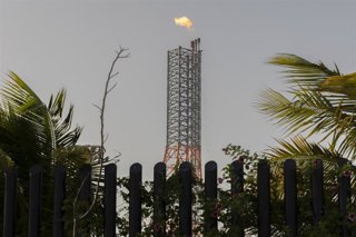 Archivo - Fotografía de archivo de la refinería Dos Bocas, en Tabasco, México