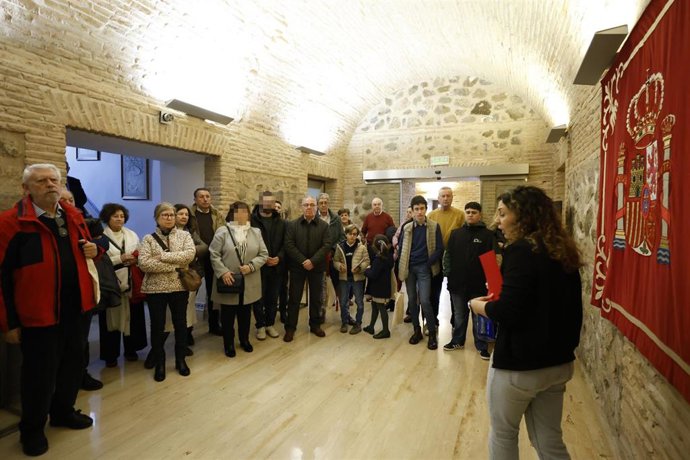 Archivo - Jornada de puertas abiertas en las Cortes de C-LM.