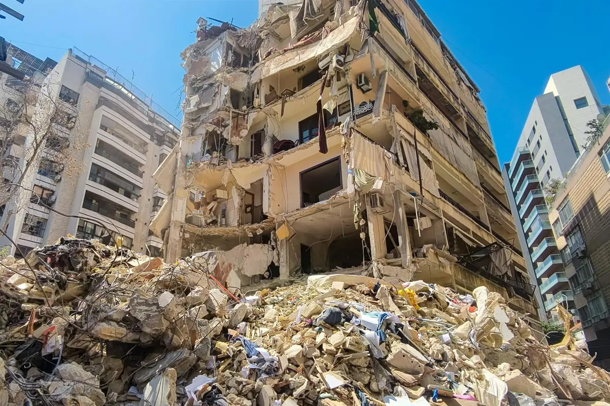 Edificio destruido en Líbano