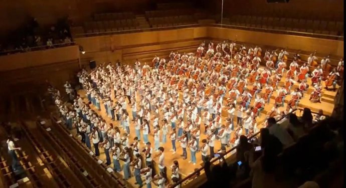 Participantes en el I Encuentro de Orquestas Elementales de CyL.