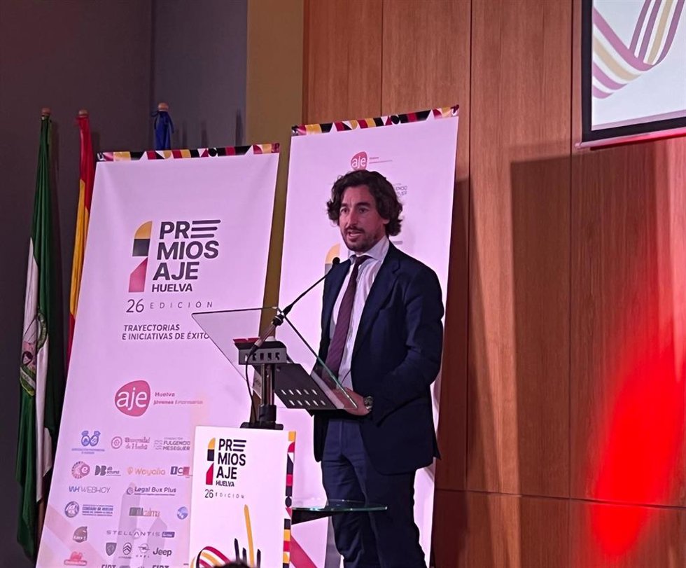 El director general de Fomento del Emprendimiento y la Formación Continua de la Consejería de Universidad, Investigación e Innovación, Javier González.