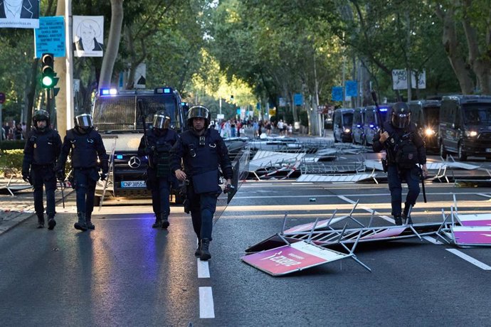 Archivo - Cargas policiales a varias personas que protestan a favor de Palestina en Atocha