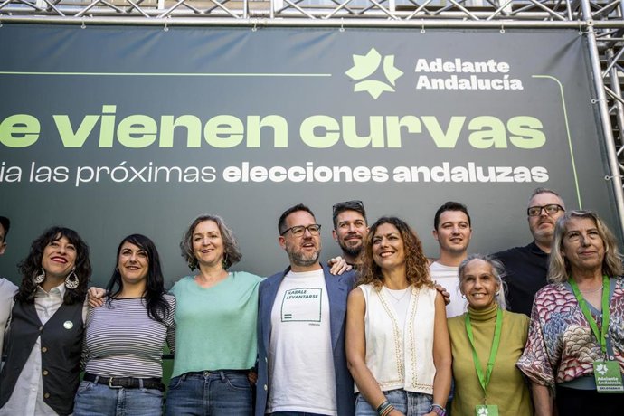 Archivo - Imagen de los candidatos de Adelante a las elecciones al Parlamento de Andalucía de 17 de mayo.