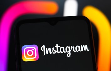 SocialMedia