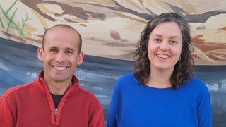 Montse Pascual, nueva directora del Parc Natural del Cap de Creus, acompañada del que ha sido director hasta ahora, Ponç Feliu