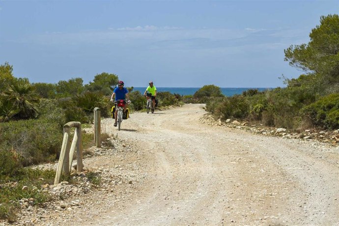 Archivo - La Generalitat promociona la oferta de cicloturismo de la Comunitat Valenciana en Polonia